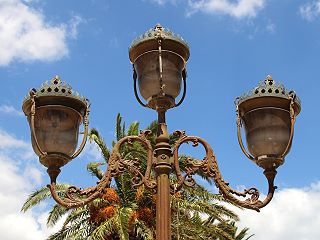 Тунис, фонари на столбе