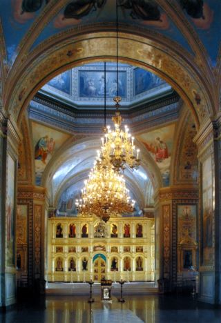 Интерьер собора Боголюбской иконы Божией Матери
