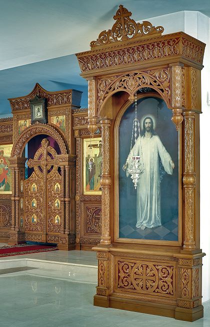 Оформление интерьера храма Новомучеников и Исповедников в Бутово