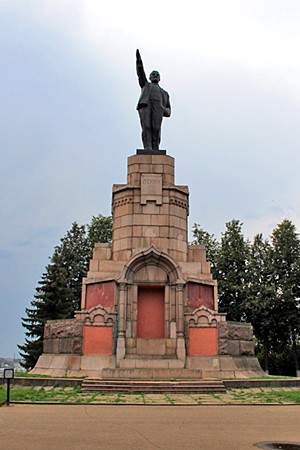 Кострома, Скульптура В. И. Ленина.