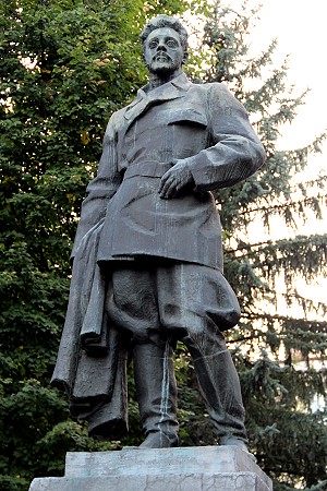 Кострома,Памятник революционеру Свердлову Якову Михайловичу .
