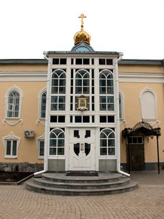 Задонск, Задонский Рождество-Богородицкий мужской монастырь, Крыльцо Трапезного корпуса.