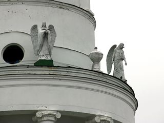 Задонск, Задонский Рождество-Богородицкий мужской монастырь, Скульптуры на колокольне