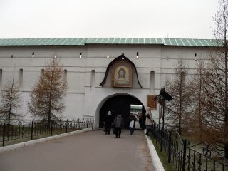  Новоспасский монастырь в Москве