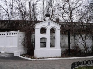 Церковь Рождества Богородицы в Старом Симонове, каменная звонница