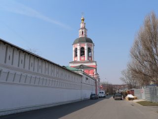Данилов мужской монастырь в Москве, Святые врата