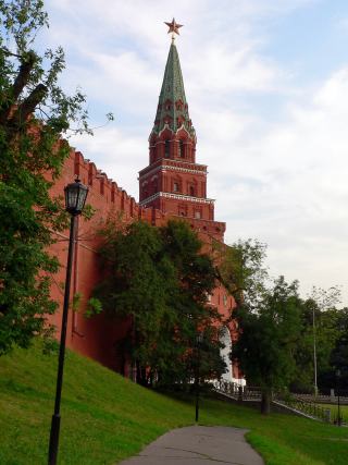 Боровицкая (Предтеченская) башня Московского Кремля