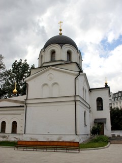 Церковь Сошествия Святого Духа в Зачатьевском монастыре.
