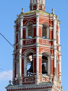 Высоко-Петровский мужской монастырь, колокольня
