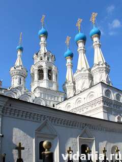 Храм Рождества Пресвятой Богородицы в Путинках