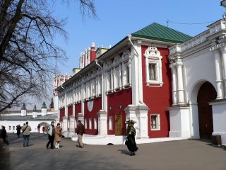 Новодевичий монастырь в Москве, Лопухинские палаты