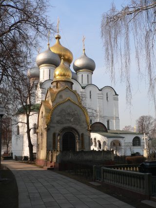 Новодевичий монастырь в Москве, часовня Прохоровых, Смоленский собор