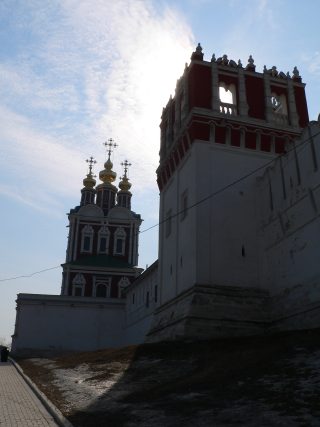 Новодевичий монастырь в Москве, Лопухинская башня и Надвратная Преображенская церковь