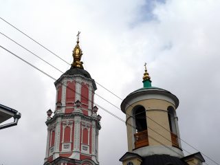 Купола церквей Архангела Гавриила и Феодора Стратилата