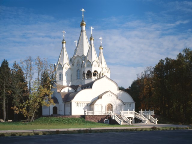 Храм во имя Новомучеников и Исповедников Российских в Бутове