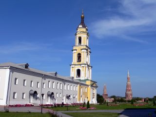 Коломна, Богоявленский Старо-Голутвин монастырь