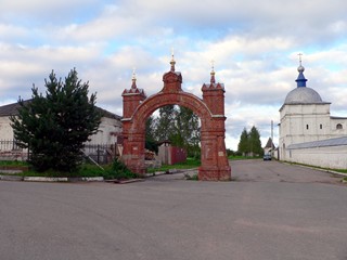 Можайск, Можайский Лужецкий Ферапонтов монастырь. Ворота хозяйственного двора