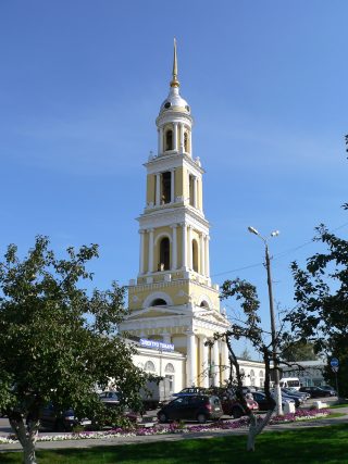 Коломна, церковь Иоанна Богослова, колокольня