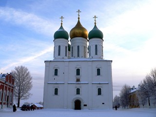 Коломна, Коломенский кремль, Тихвинская церковь, Воскресенская церковь