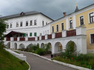 Звенигород, Саввино-Сторожевский мужской монастырь, Братские корпуса