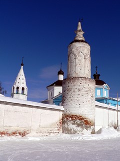 Старое Бобренево. Богородице-Рождественский Бобренев мужской монастырь. Наиболее сохранившаяся башня.