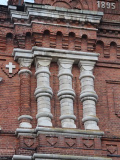 Оформление колокольни Казанского Колычевского женского монастыря.