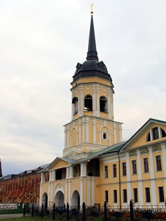 Колокольня Николо-Радовицкого монастыря.