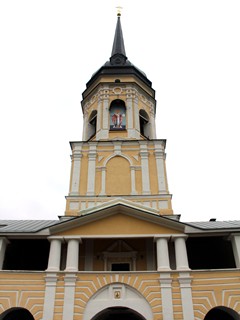 Николо-Радовицкий монастырь. Колокольня Николо-Радовицкого монастыря.