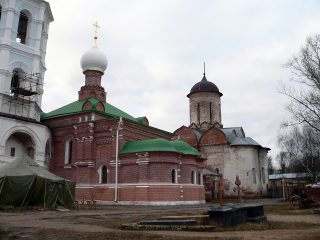 Николо-Пешношский монастырь в Луговом, церковь Сергия Радонежского, собор Николая Чудотворца