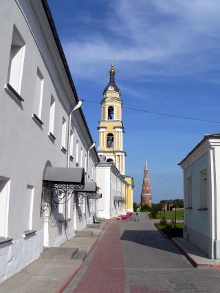 Коломна, Старо-Голутвин монастырь, колокольня