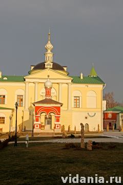 Николо-Пешношский монастырь. Сретенская церковь.