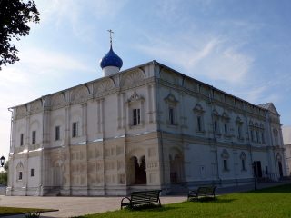 Переславль-Залесский, Свято-Троицкий Данилов мужской монастырь, трапезная и настоятельские покои