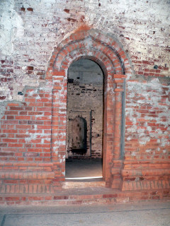 Переславль-Залесский, Феодоровский женский монастырь. Другая арка внутри Феодоровского собора