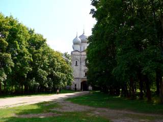 Поселок Борисоглебский, Борисоглебский мужской монастырь
