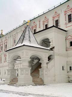 Рязань, Рязанский кремль, Резное крыльцо дворца Олега.