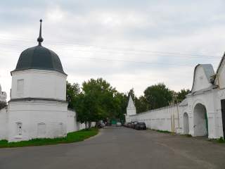 Муром, Благовещенский мужской монастырь, Свято-Троицкий женский монастырь