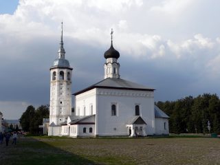 Суздаль, Казанская церковь, мощи святителей Феодора и Иоанна Суздальских