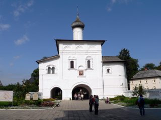 Суздаль, Спасо-Евфимиев мужской монастырь, надвратная церковь Благовещения Пресвятой Богородицы, или Благовещенская церковь