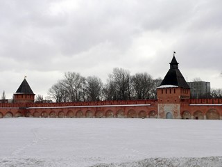 Тула, Тульский кремль. Стена и башни Тульского кремля.