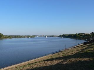 Углич. река Волга.