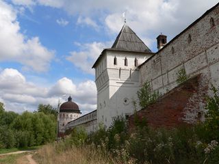 Борисоглебский, Борисо-Глебский монастырь. Башни Борисоглебского монастыря.