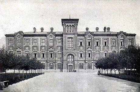 Комиссаровское техническое училище. Фотография начала XX века.