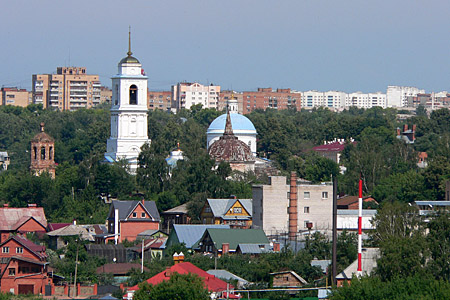 Серпухов, вид на город и собор Николы Белого.